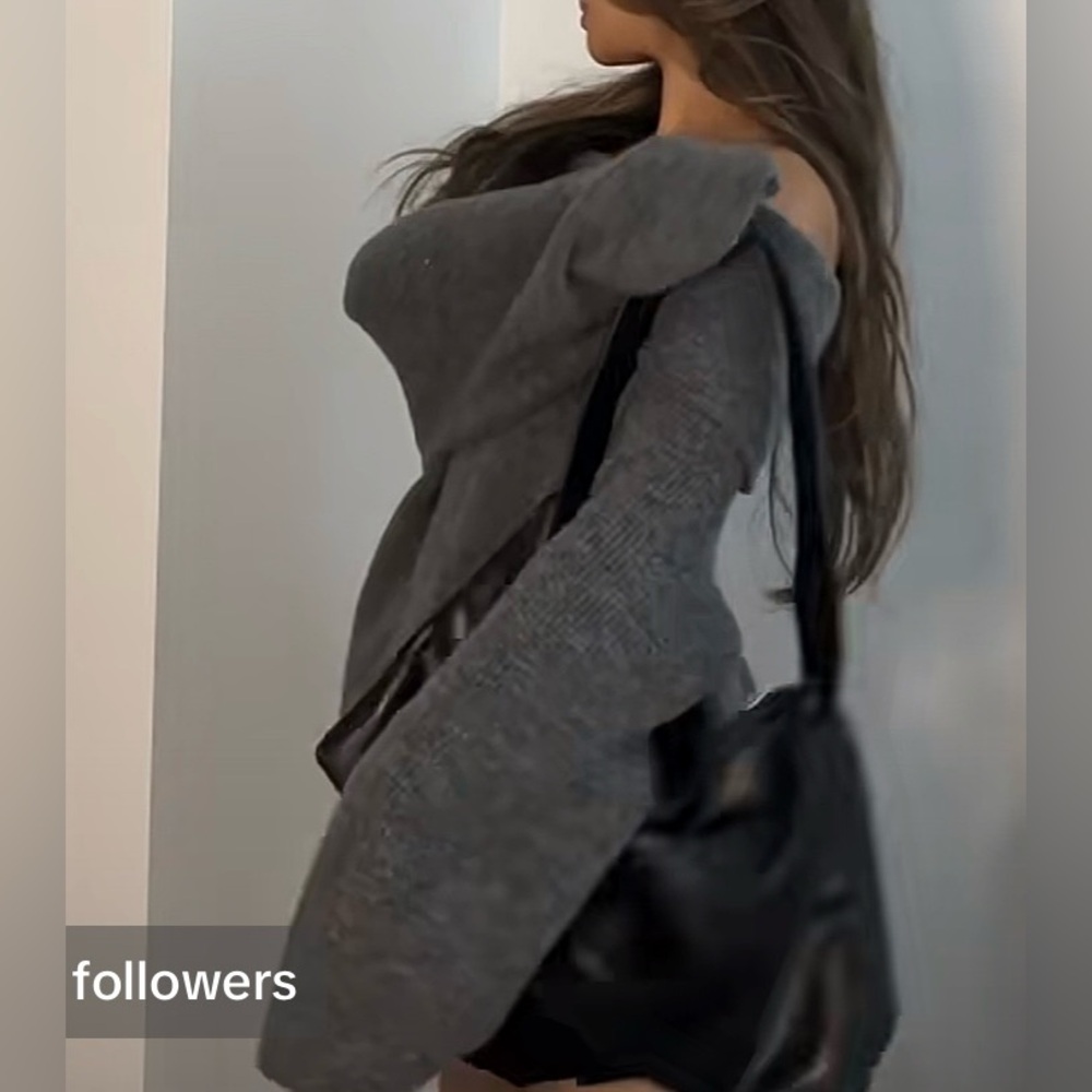Off Shoulder Sweater - Picture 2 of 6